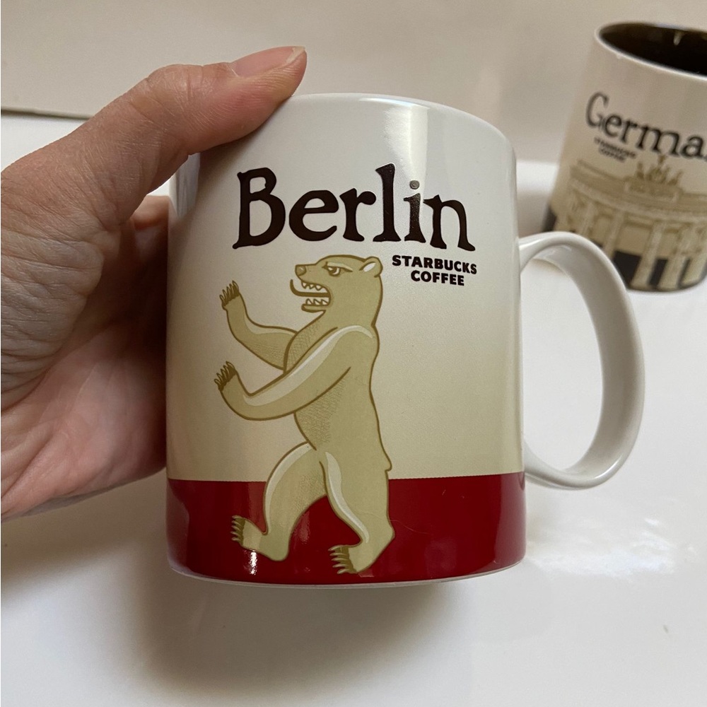 Starbucks GLOBAL ICONS Berlin 16 oz mug cup NWT